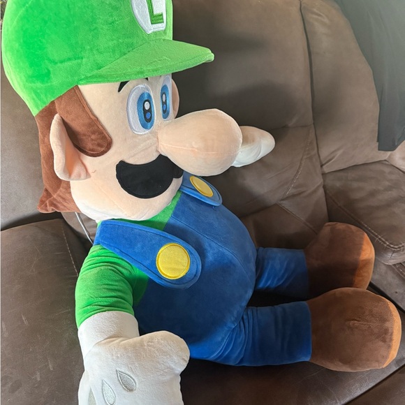 Nintendo Luigi Large Plush 3 ft Super Mario Stuffed Toy Green and Blue Outfit - Picture 4 of 4